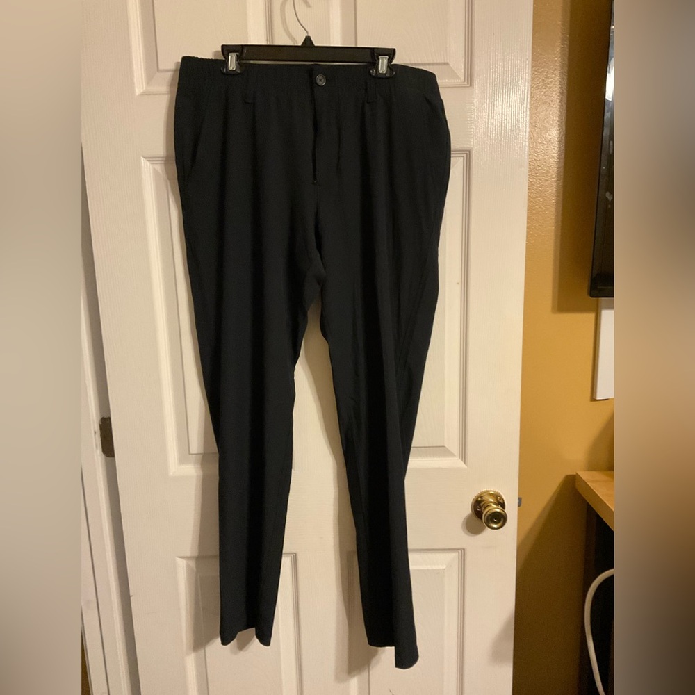 Under Armour Men's Black Athletic Drawstring Pants